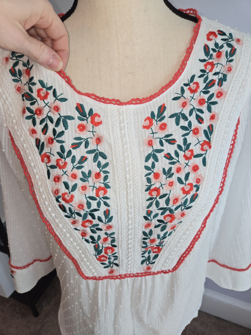 Boden Kelsey Ivory Swiss Dot  Embroidered Top 3/4 Sleeve Peasant Boho US 6 - Picture 3 of 11